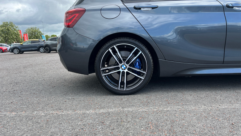 BMW 1 Series 118i [1.5] M Sport Shadow Edition 5dr Petrol Hatchback